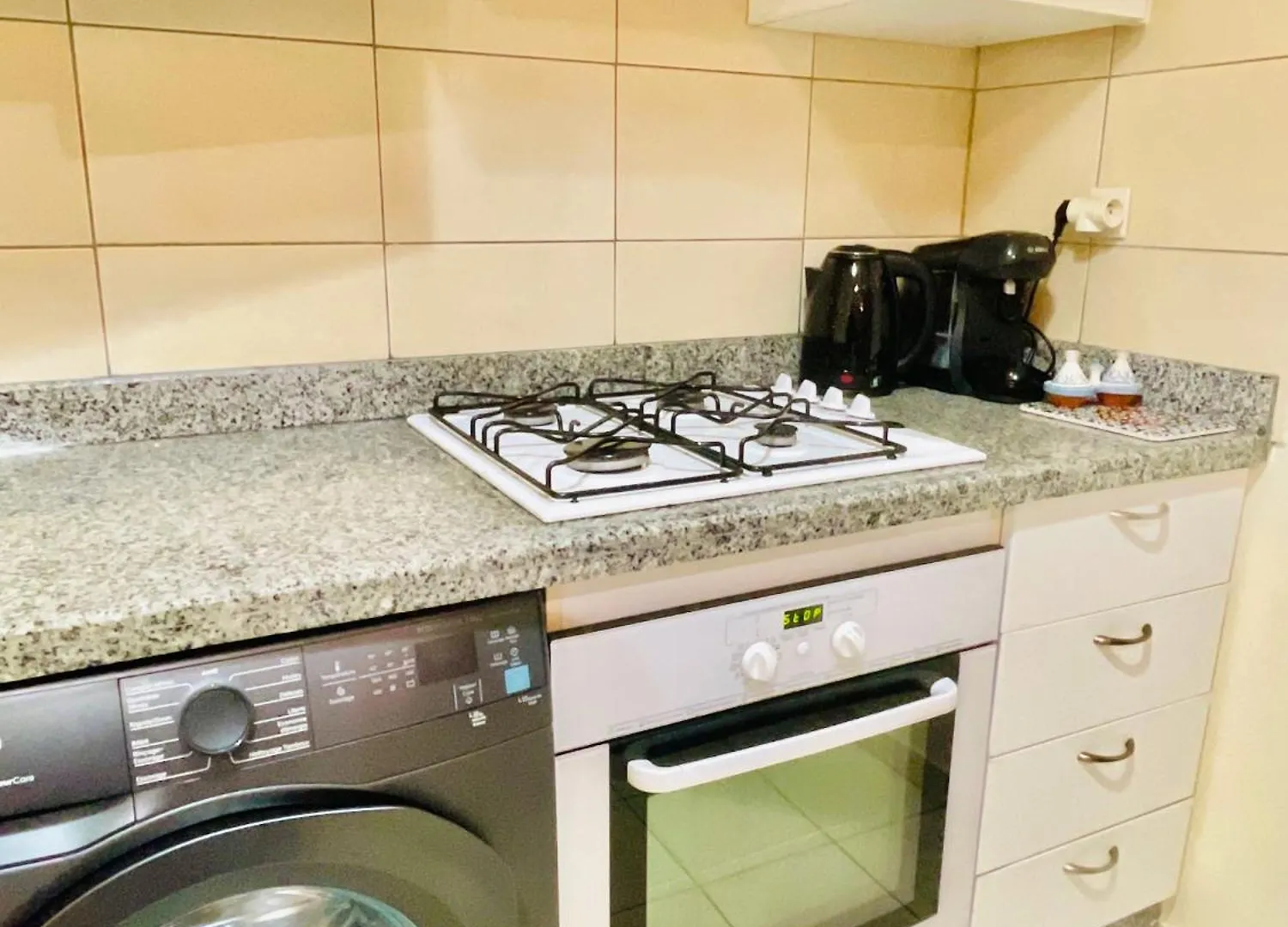 Cozy Apartment, In Secure Residence Agadir 0*,  Marokkó
