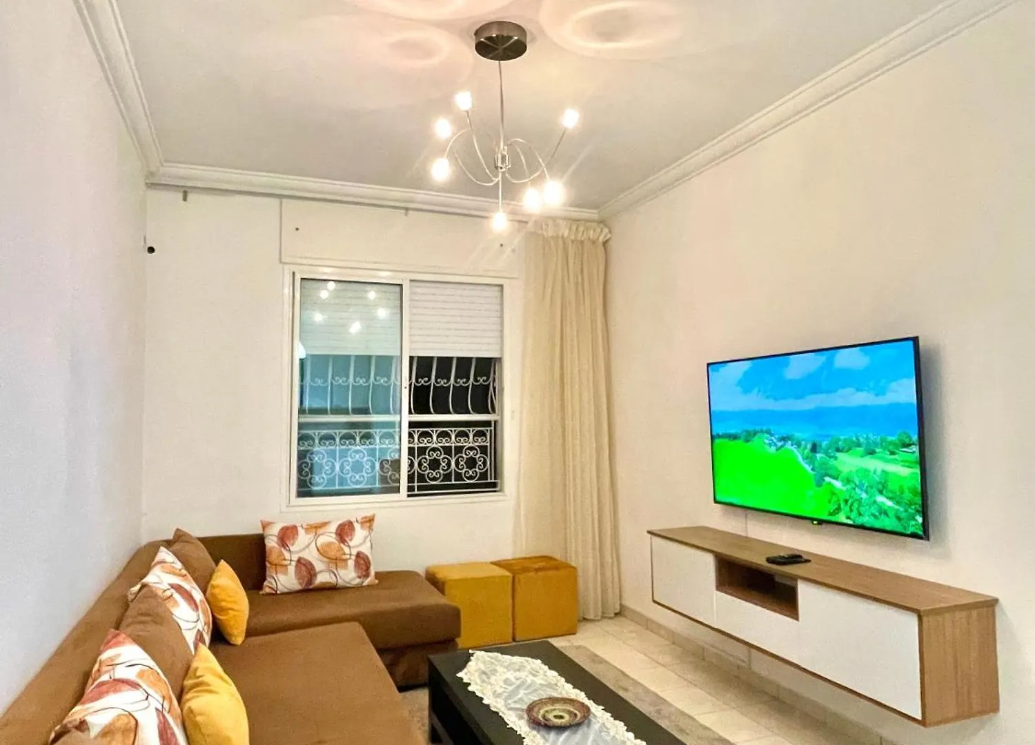 Cozy Apartment, In Secure Residence location